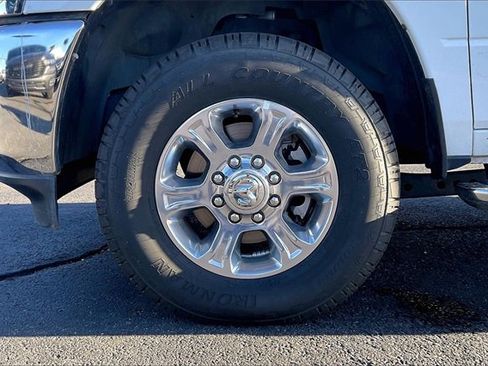 Used 2024 RAM 3500 Big Horn image 8