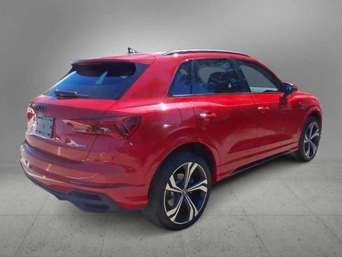 Used 2024 Audi Q3 2.0T Premium Plus w/ Premium Plus Package AWD/4WD image 8