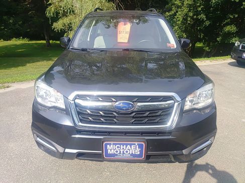 Used 2017 Subaru Forester 2.5i Premium AWD/4WD image 6