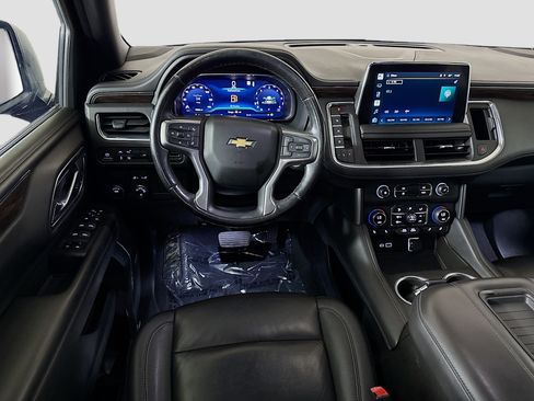 Used 2022 Chevrolet Tahoe LT w/ Luxury Package RWD image 17