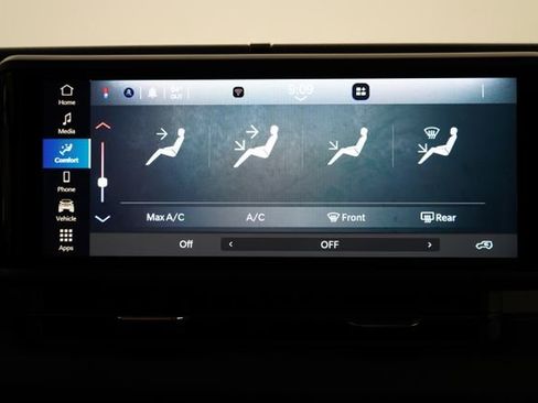 Used 2024 Jeep Wrangler Sport image 37