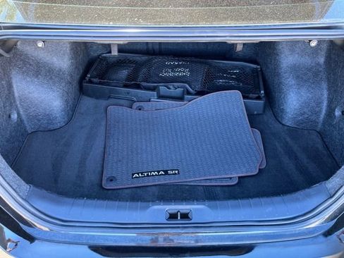 Used 2023 Nissan Altima 2.5 SR w/ SR Premium Package image 11