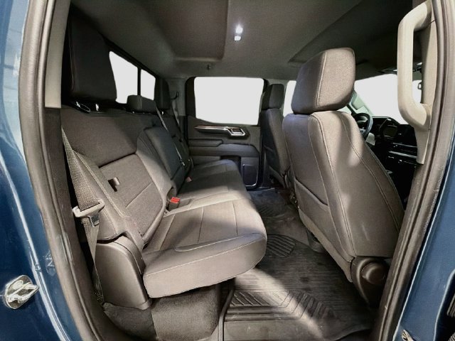 Used 2024 Chevrolet Silverado 1500 LT AWD/4WD image 22