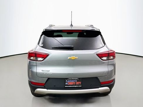 New 2026 Chevrolet TrailBlazer LT w/ Convenience Package FWD image 9