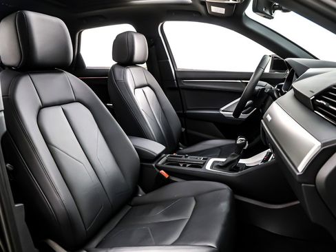 Used 2025 Audi Q3 2.0T Premium Plus w/ Premium Plus Package image 7