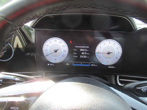 Used 2023 Hyundai Elantra SEL w/ Convenience Package FWD image 26