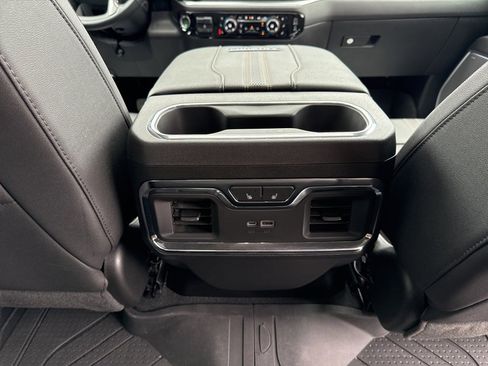 Used 2024 Chevrolet Silverado 3500 High Country w/ High Country Premium Package image 32