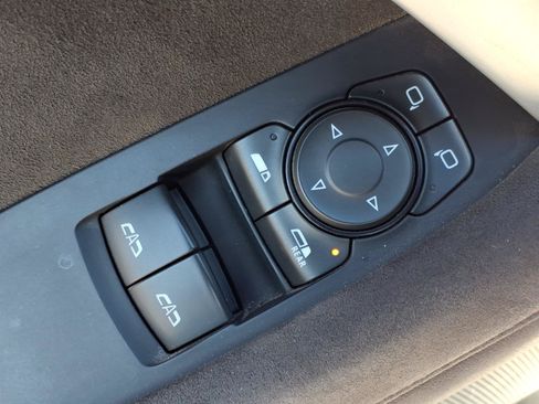 Used 2017 Chevrolet Camaro ZL1 RWD image 15