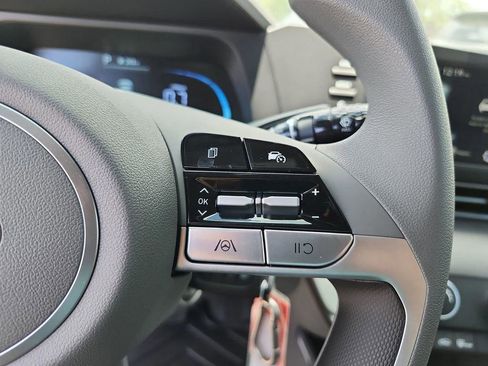 New 2026 Hyundai Elantra SE FWD image 29