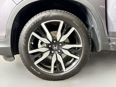 Used 2019 Honda Pilot Touring image 35