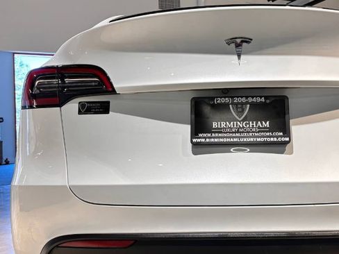 Used 2023 Tesla Model Y Long Range image 15