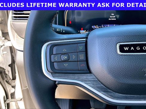 Used 2024 Jeep Wagoneer Series II AWD/4WD image 15