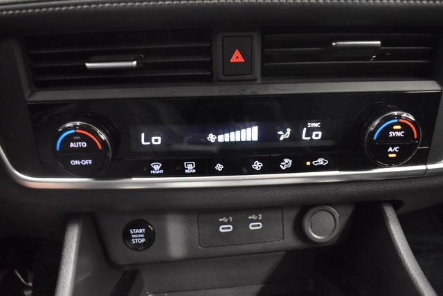 Used 2025 Nissan Rogue SV AWD/4WD image 27