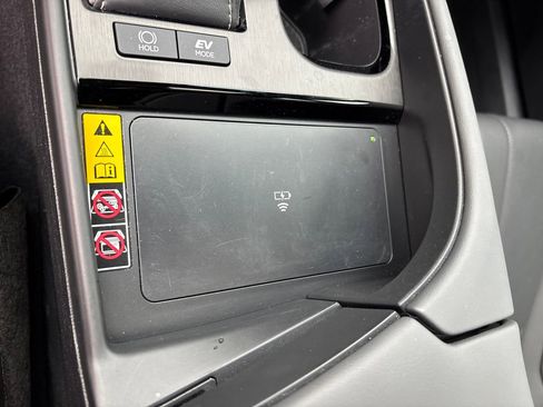 Used 2024 Lexus ES 300h F Sport w/ Accessory Package (Z1) FWD image 19
