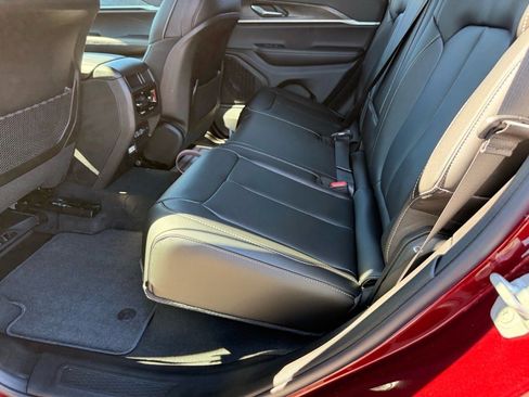 New 2025 Jeep Grand Cherokee Limited image 9