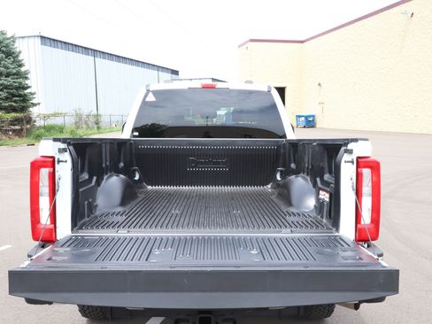 Used 2023 Ford F250 XLT AWD/4WD image 17