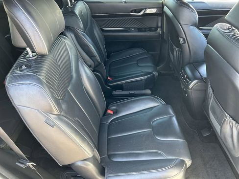 Used 2024 Hyundai Palisade Calligraphy image 28