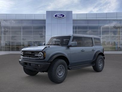 New 2025 Ford Bronco Outer Banks w/ Sasquatch Package