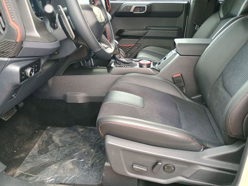 New 2025 Ford Bronco Raptor image 9