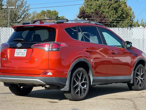 Used 2016 Toyota RAV4 SE w/ Advanced Technology Package FWD image 3