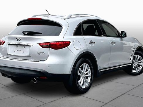 Used 2016 INFINITI QX70 w/ Premium Package image 13