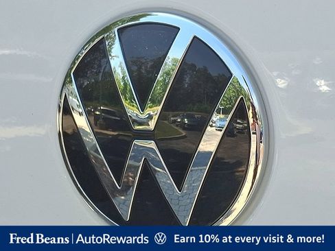 Certified 2023 Volkswagen Taos SE w/ Black Wheel Package FWD image 35