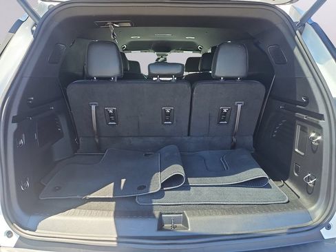 Used 2026 Chevrolet Traverse LT AWD/4WD image 35