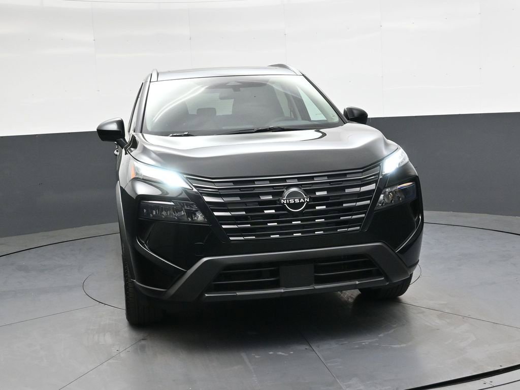 Certified 2026 Nissan Rogue Dark Armor FWD image 13
