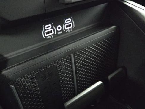 New 2026 RAM 1500 4x4 Crew Cab image 44