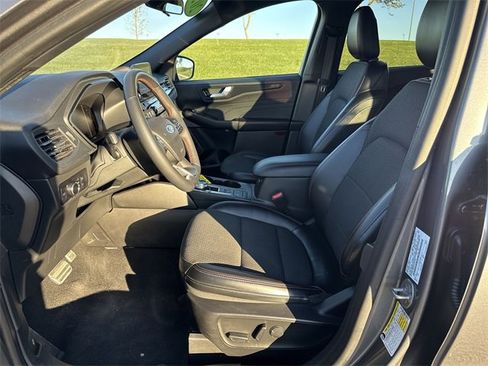 Certified 2023 Ford Escape ST-Line image 22