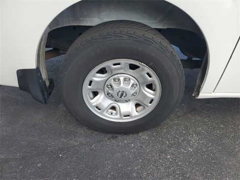 Used 2021 Nissan NV 2500 SV w/ Navigation Package image 6