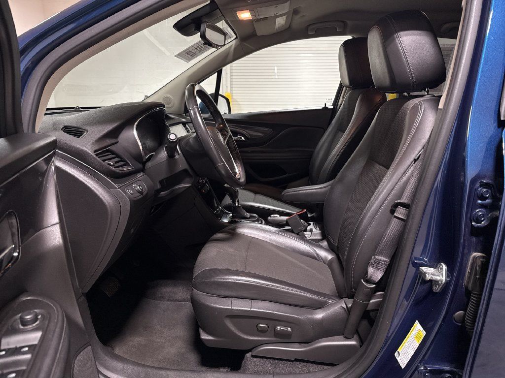 Used 2019 Buick Encore Preferred FWD image 19