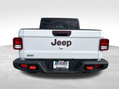 Used 2023 Jeep Gladiator Mojave w/ Cold Weather Group AWD/4WD image 8