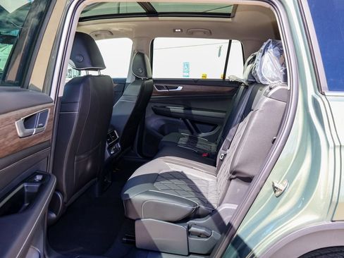 New 2026 Volkswagen Atlas SEL Premium R-Line AWD/4WD image 16