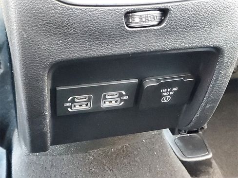 Used 2022 Jeep Cherokee Latitude Lux w/ Sun & Sound Group image 15