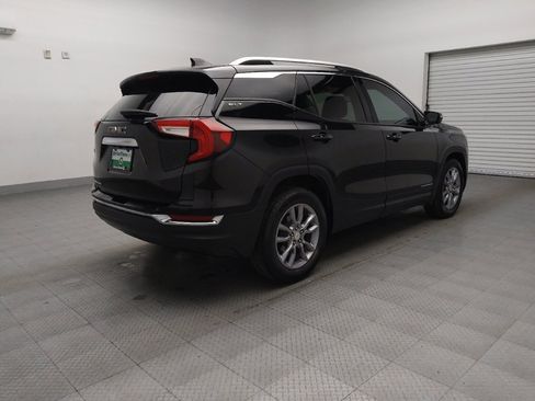 Used 2022 GMC Terrain SLT image 9