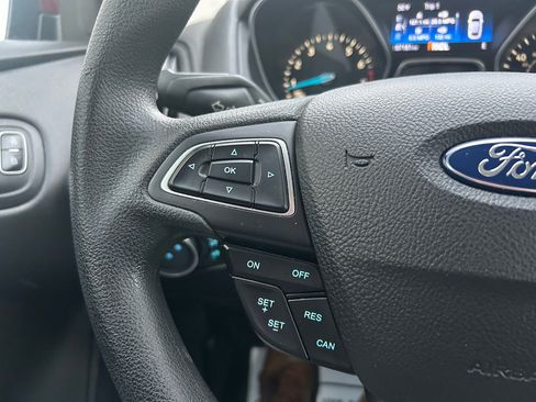 Used 2016 Ford Focus SE image 21