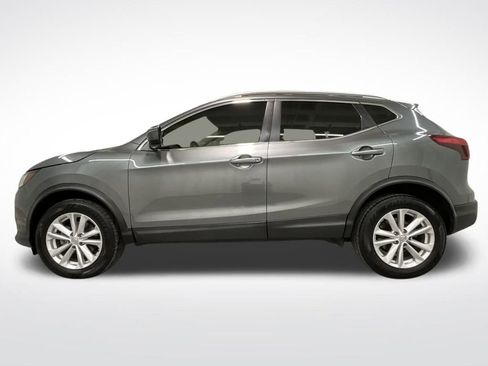 Used 2018 Nissan Rogue Sport SV w/ SV All-Weather Package image 28