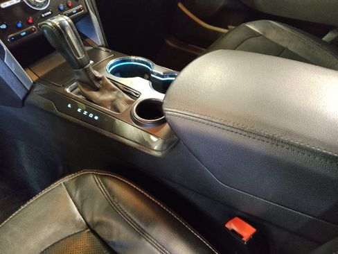 Used 2016 Ford Explorer Limited image 26