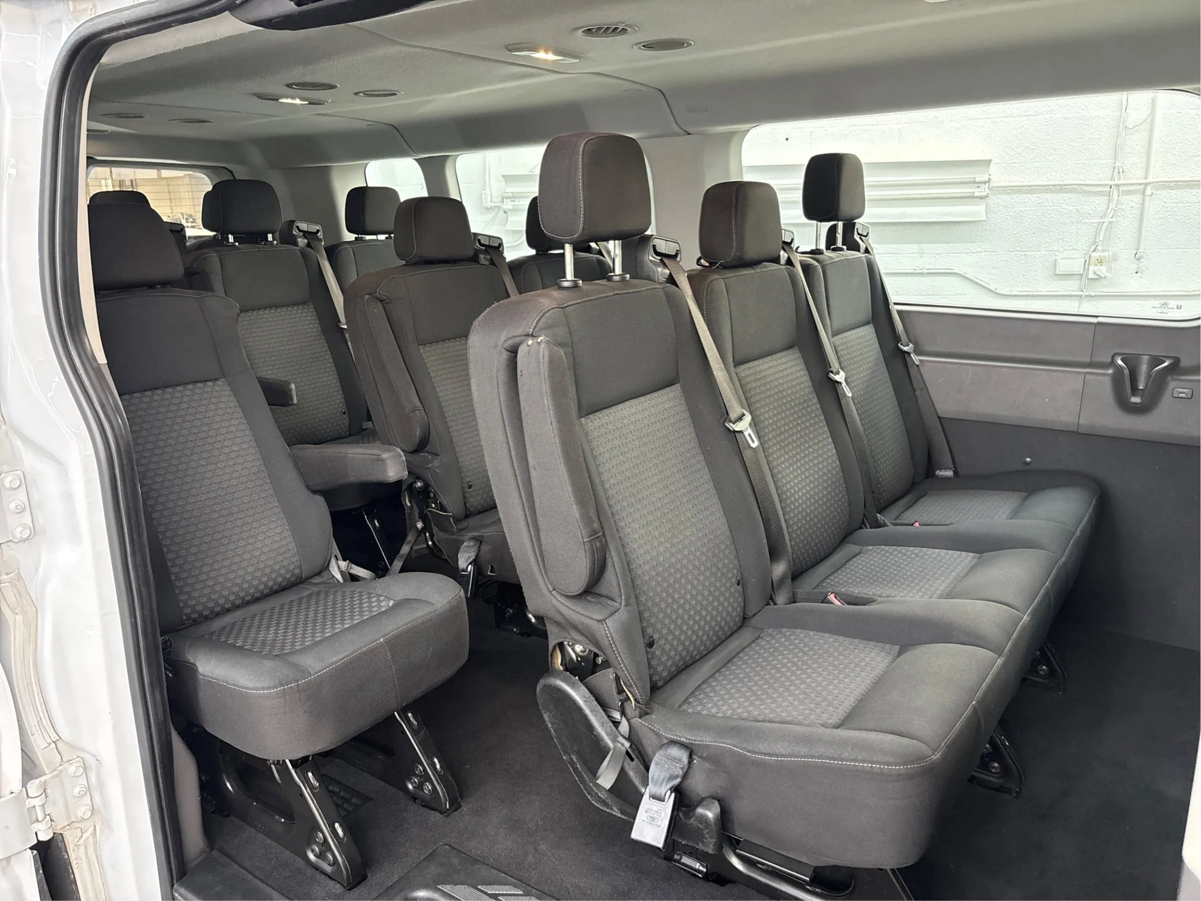 Used 2021 Ford Transit 350 XLT RWD image 14