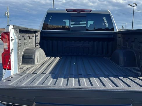 Used 2024 Chevrolet Silverado 1500 ZR2 w/ Technology Package image 37