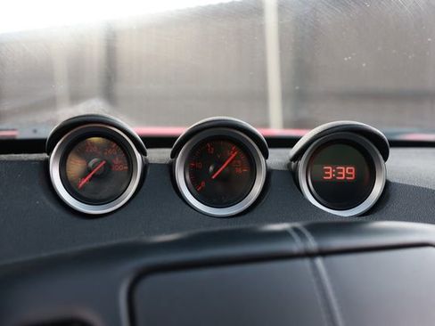 Used 2013 Nissan 370Z Touring image 34