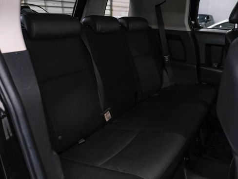 Used 2007 Toyota FJ Cruiser 4WD image 32