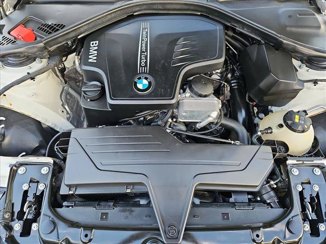 Used 2015 BMW 320i Sedan RWD image 21