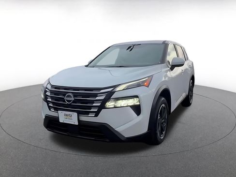 Used 2025 Nissan Rogue SV image 7