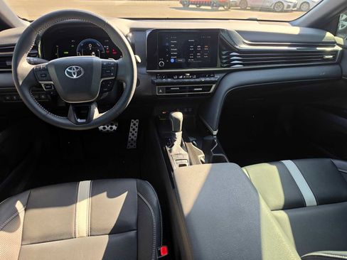 Certified 2025 Toyota Camry SE w/ Convenience Package FWD image 18