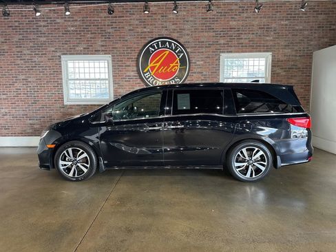 Used 2018 Honda Odyssey Elite image 16