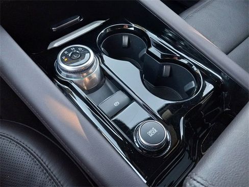 Used 2025 Ford Explorer Platinum w/ LUX Leather Package image 23