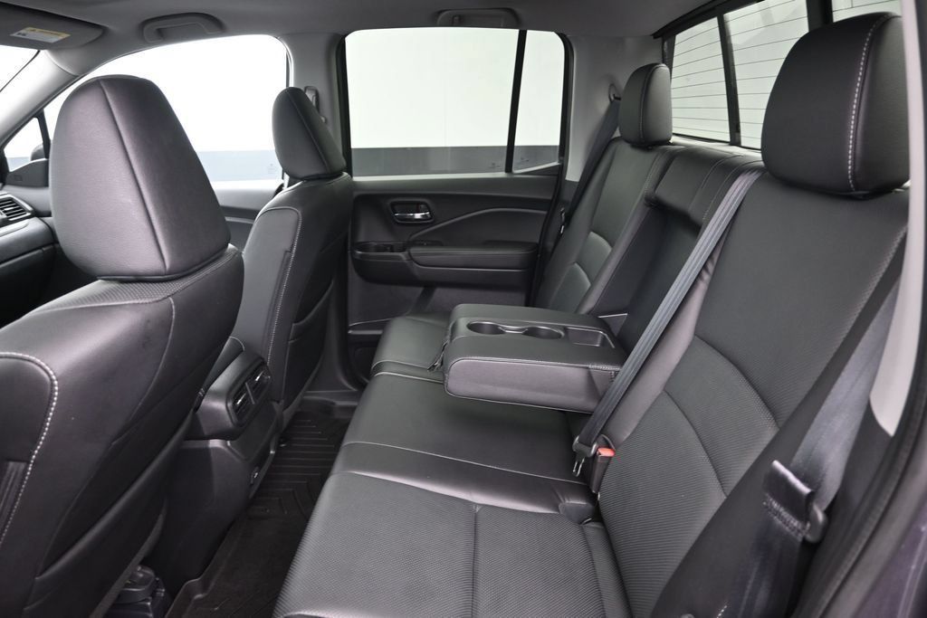 Certified 2025 Honda Ridgeline RTL image 13