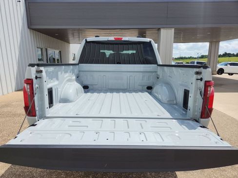 Used 2026 Ford F150 STX w/ Equipment Group 200A RWD image 14